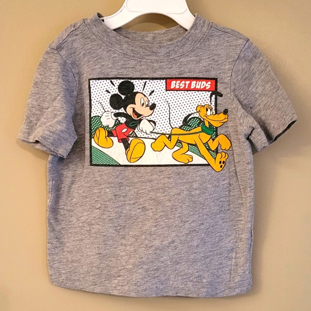 Disney Mickey Mouse and Pluto grey short sleeved tee shirt